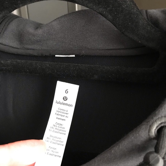 NWT Lululemon Jacket - Picture 7 of 8
